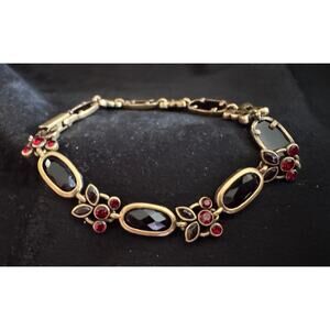 Vintage Gold Tone Bracelet Red Rhinestone  7.5” Clasp B063